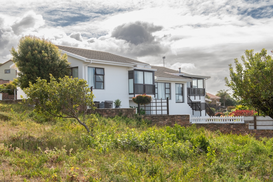 4 Bedroom Property for Sale in Tergniet Western Cape